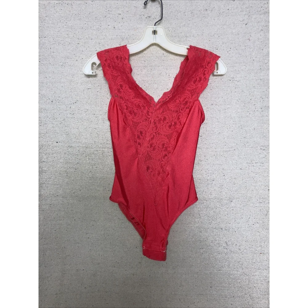 Vintage 70s Red Shiny Satin Second Skin Teddy Deep-V Lace Trim Straps Bodysuit S - Picture 2 of 11